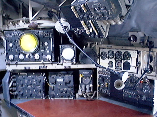 starbord side radar console